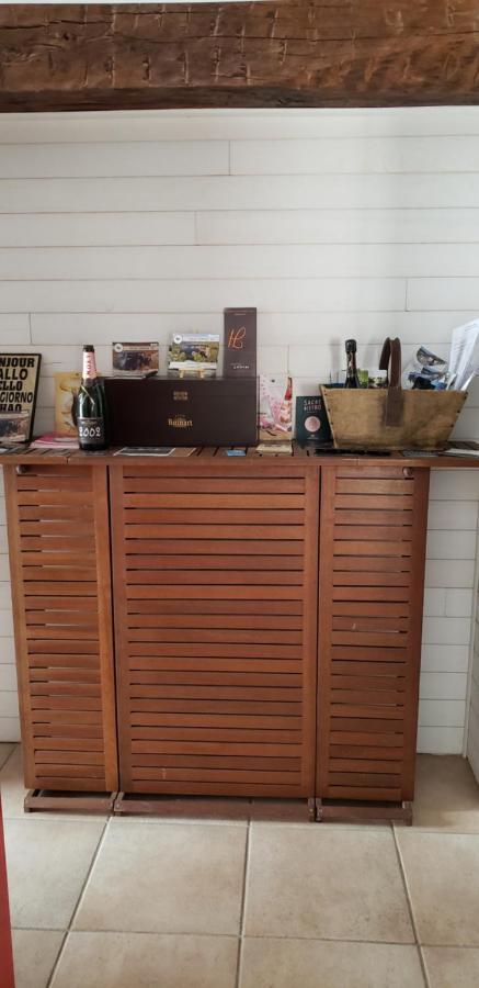 Au 1894 Grand Cru Lejlighed Avize Eksteriør billede